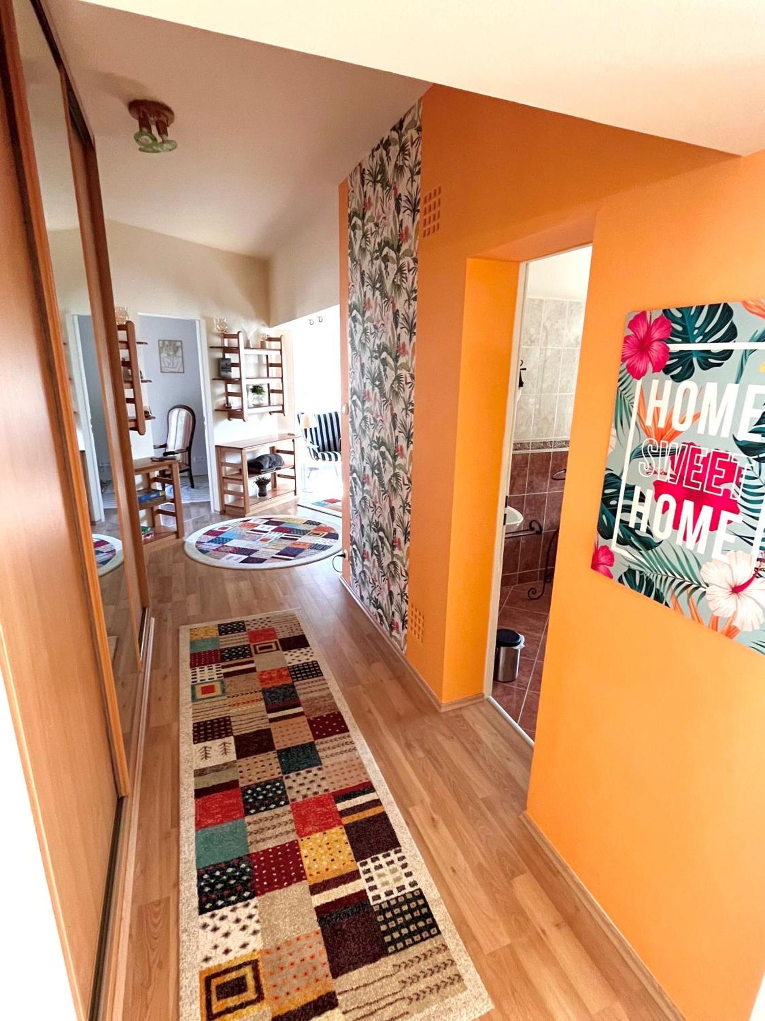 Kiraly Csaladi Apartman- Royal Family #freegarage Budapeste