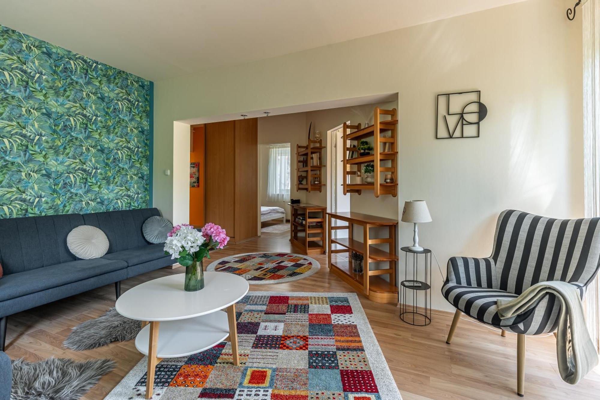 Apartament Kiraly Csaladi Apartman- Royal Family #freegarage Budapesta